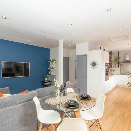 Vibrant City Centre Living Aberdeen Esterno foto