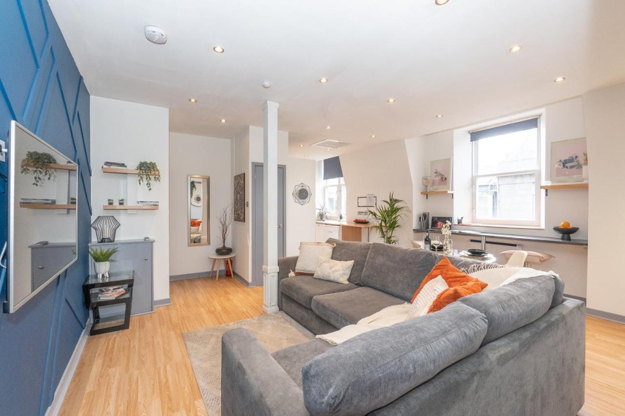 Vibrant City Centre Living Aberdeen Esterno foto